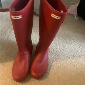 Red high top hunter boots